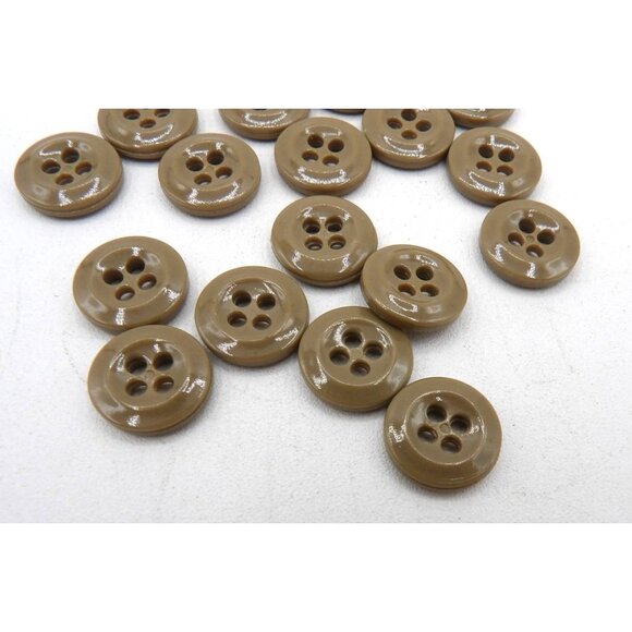 Shirt Buttons Plastic Tan 4 hole 17 count ½ inch diameter - Picture 2 of 2